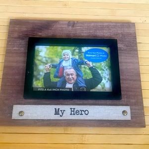 Frame holder for family photo